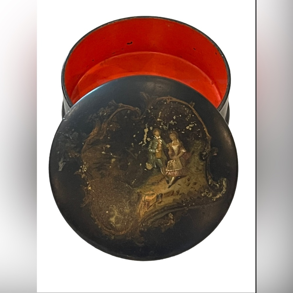 Antique Lacquered Courting Couple Scene Lidded Powder Trinket Box Red Inside